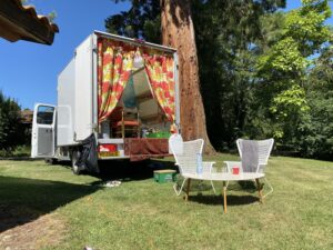 de-voorloper-van-de-luxe-zebra-camper